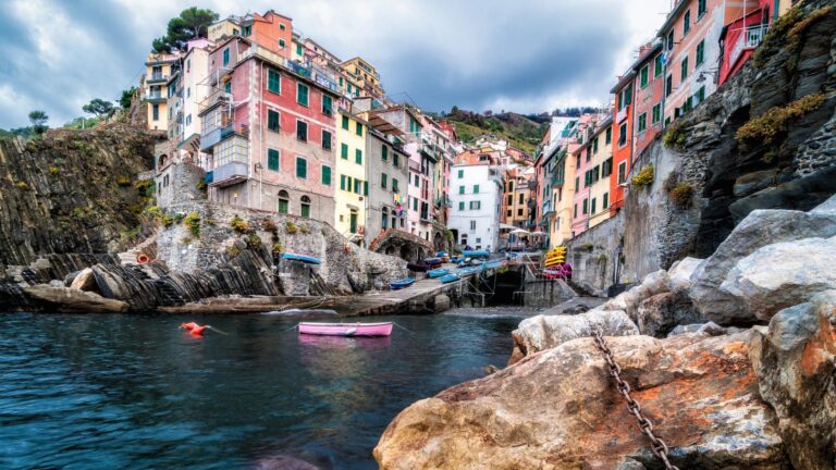 Riomaggiore harbour with colourful houses